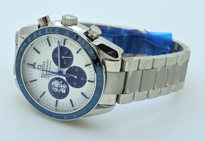 Omega Eyes On Star Silver Snoopy Award 50th Anniversary Limited Edition Steel Watch - Image 5
