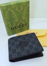 Replica Wallets At Best Prices
