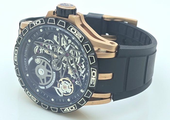 Roger Dubuis Aventador 2 Black Rubber Strap Swiss Automatic Watch - Image 5