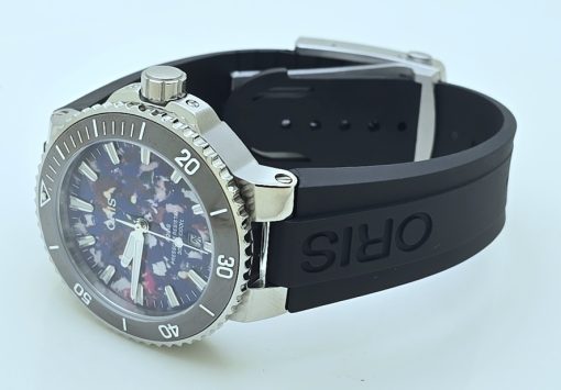Oris Aquis Upcycle Black Rubber Strap Swiss Automatic Watch - Image 5
