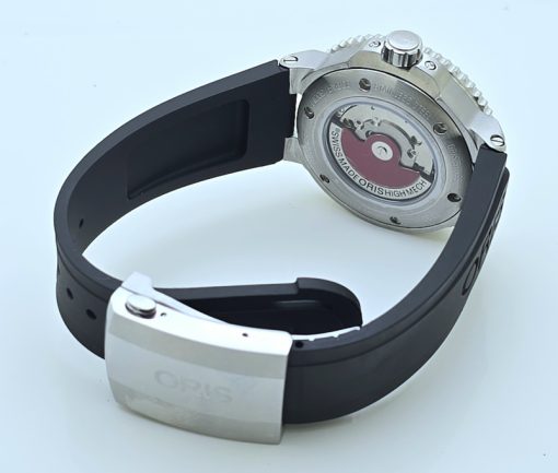 Oris Aquis Upcycle Black Rubber Strap Swiss Automatic Watch - Image 6