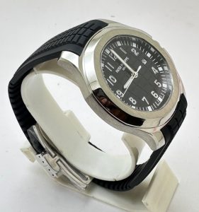 Patek Philippe Aquanaut Black Rubber Strap Watch - Image 4