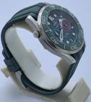 Omega Seamaster 300 Diver Green Chronograph Rubber Strap Watch - Image 4