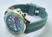 Omega Seamaster 300 Diver Green Chronograph Rubber Strap Watch - Image 5