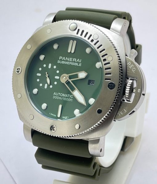 Panerai Submersible Green Rubber Strap Swiss Automatic Watch - Image 2