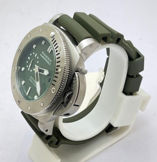 Panerai Submersible Green Rubber Strap Swiss Automatic Watch - Image 3