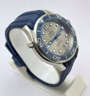 OMEGA SEAMASTER 50TH ANNIVERSARY GREY DIAL BLUE RUBBER STRAP SWISS AUTOMATIC WATCH - Image 3