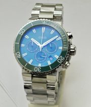 Oris Aquis Chronograph Green Steel Bracelet Watch - Image 2