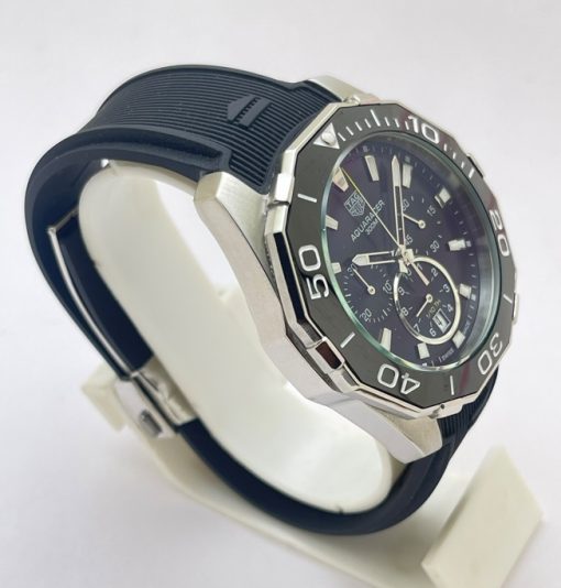 Tag Heuer Aquaracer Calibre 5 Chronograph Black Rubber Strap Watch - Image 4