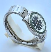 Breitling Superocean Green Steel Swiss Automatic Watch - Image 4