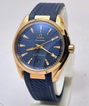 OMEGA SEAMASTER AQUA TERRA ROSE GOLD BLUE RUBBER STRAP LIMITED EDITION SWISS AUTOMATIC WATCH - Image 2