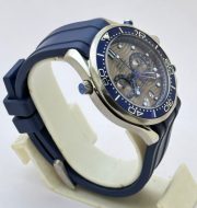 Omega Seamaster Diver Grey Chronograph Blue Rubber Strap Watch - Image 3