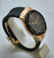Hublot Classic Fusion Chronograph Rose Gold Black Rubber Strap Watch - Image 4