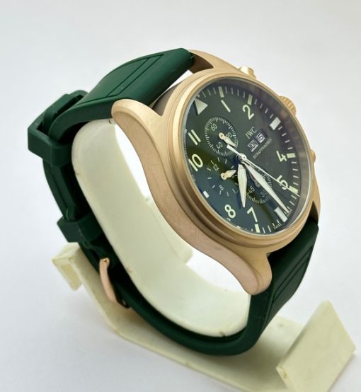 I W C Pilot Chronograph Day-Date Rose Gold Green Rubber Strap Watch - Image 4